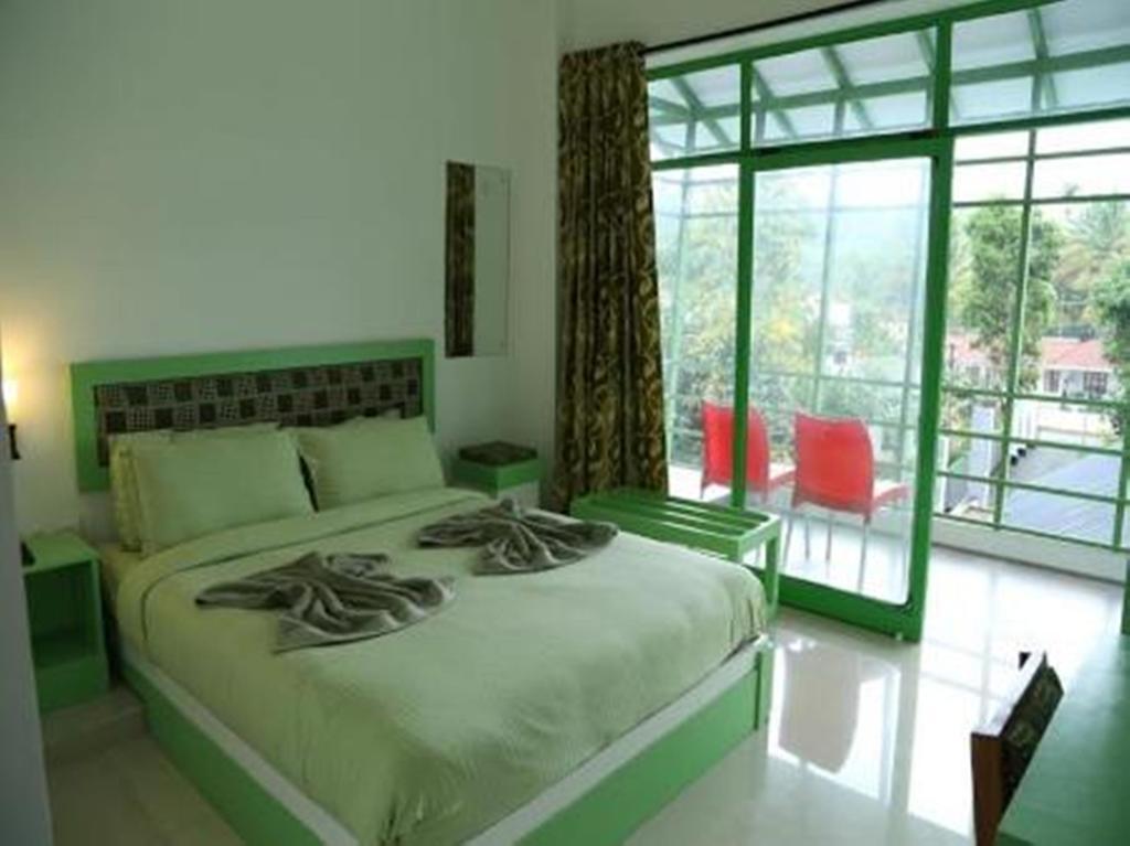 Thekkady Spice Valley Holiday Hotel Exterior foto